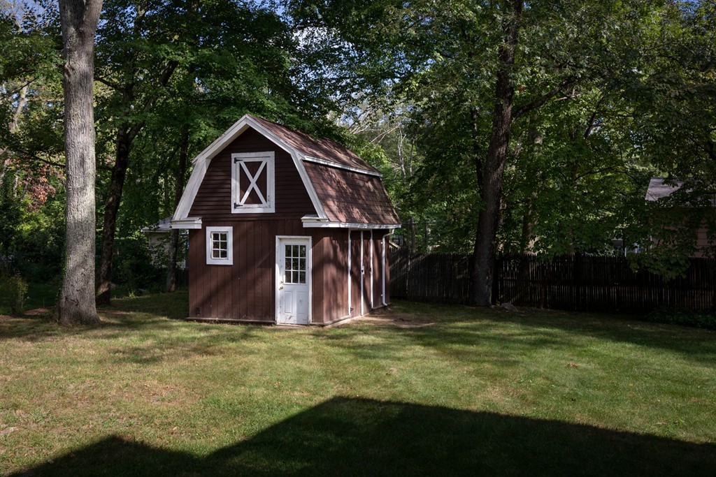 27 Priscilla Road Hopkinton, MA 01748 - Photo 29 of 30 Gallery Image 29