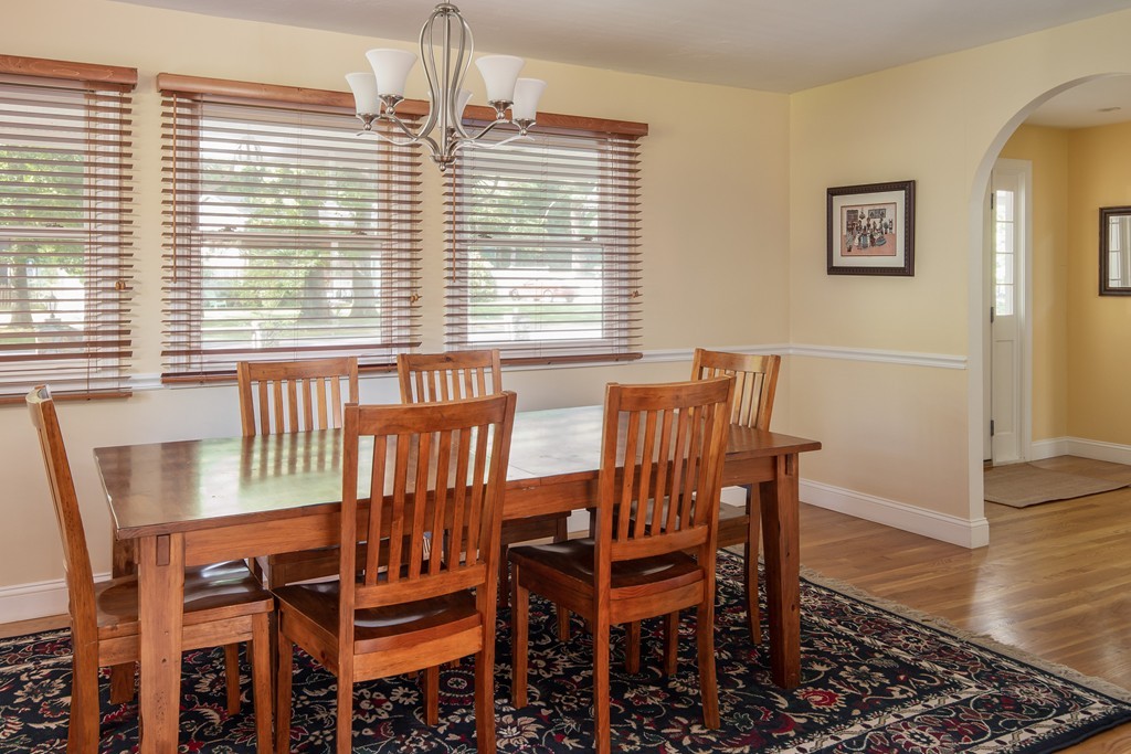 27 Priscilla Road Hopkinton, MA 01748 - Photo 10 of 30 Gallery Image 10