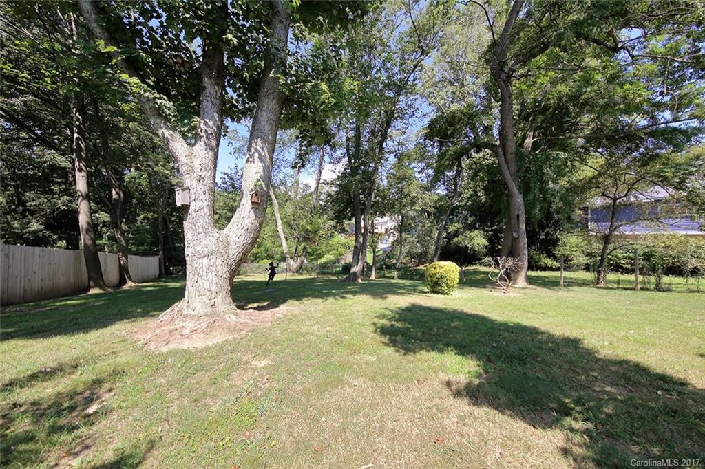 227 Brevard Road Asheville, NC 28806 - Photo 18 of 19 Gallery Image 18
