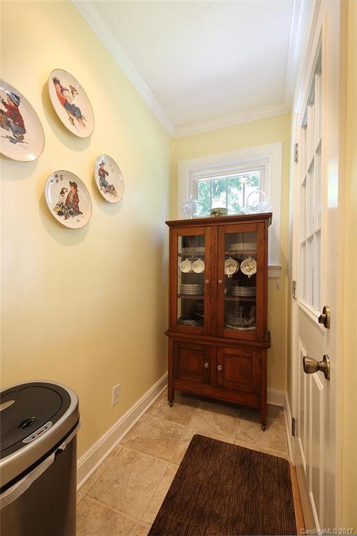 227 Brevard Road Asheville, NC 28806 - Photo 9 of 19 Gallery Image 9