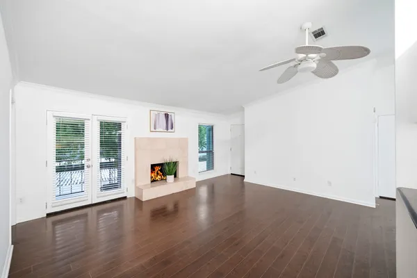 $1,700 | 2425 Augusta Drive, Unit 22, Houston, TX 77057