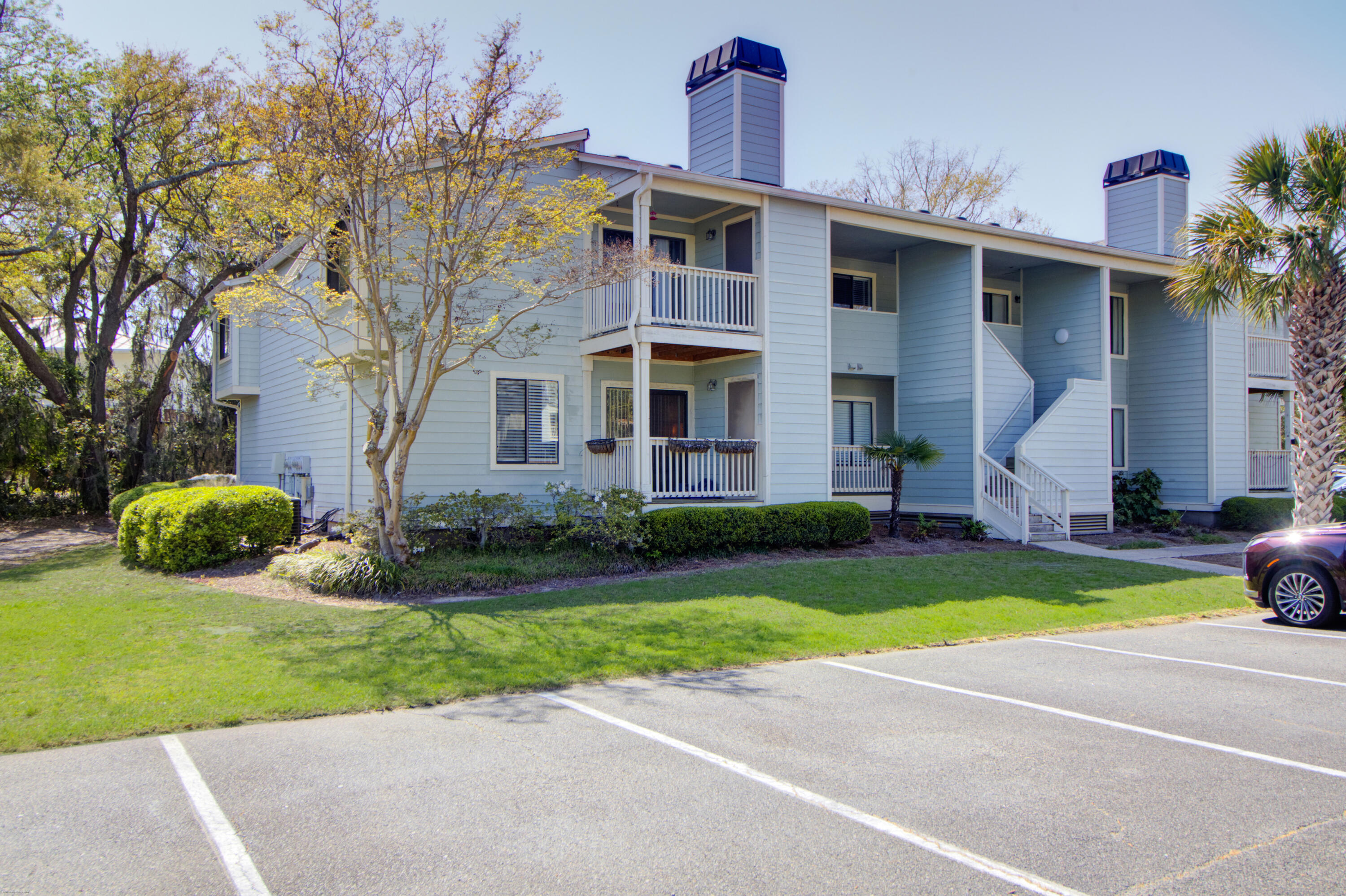 1481 Center Street, Unit 603 Mount Pleasant, SC 29464 - Photo 2 of 38 Front Exterior