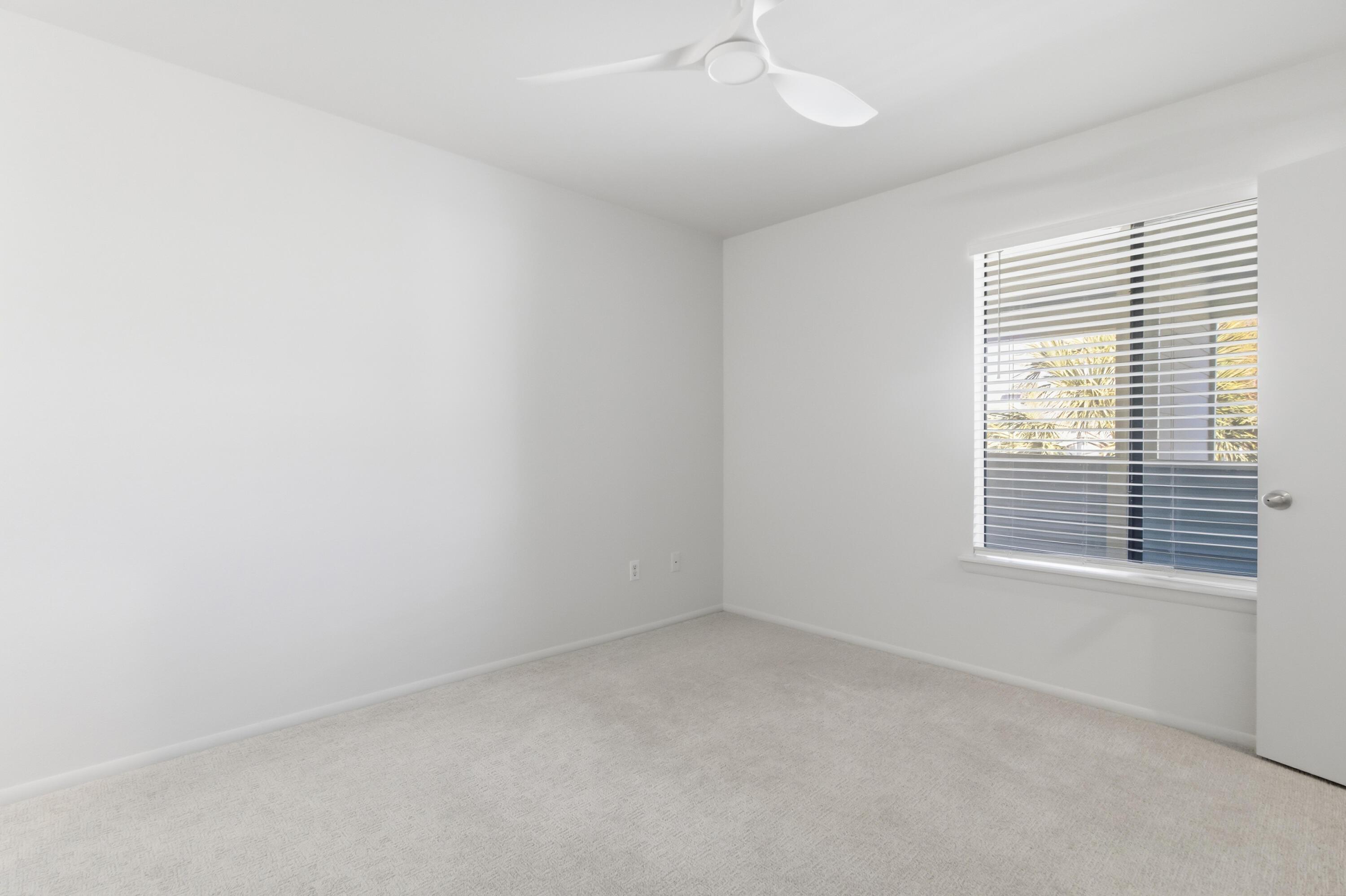 1481 Center Street, Unit 603 Mount Pleasant, SC 29464 - Photo 22 of 38 Bedroom