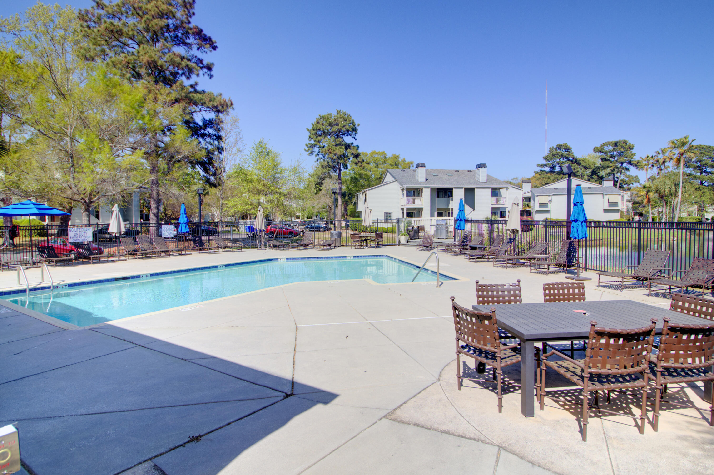 1481 Center Street, Unit 603 Mount Pleasant, SC 29464 - Photo 32 of 38 Amenities