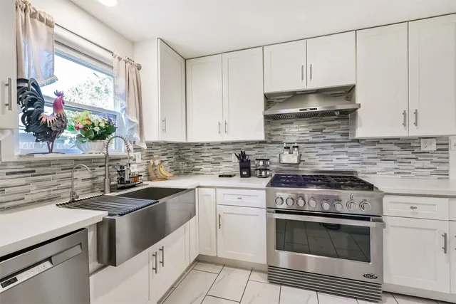 $460,000 | 5002 Beechnut Street, Houston, TX 77096