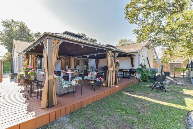 $460,000 | 5002 Beechnut Street, Houston, TX 77096