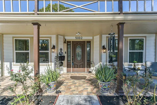 $460,000 | 5002 Beechnut Street, Houston, TX 77096