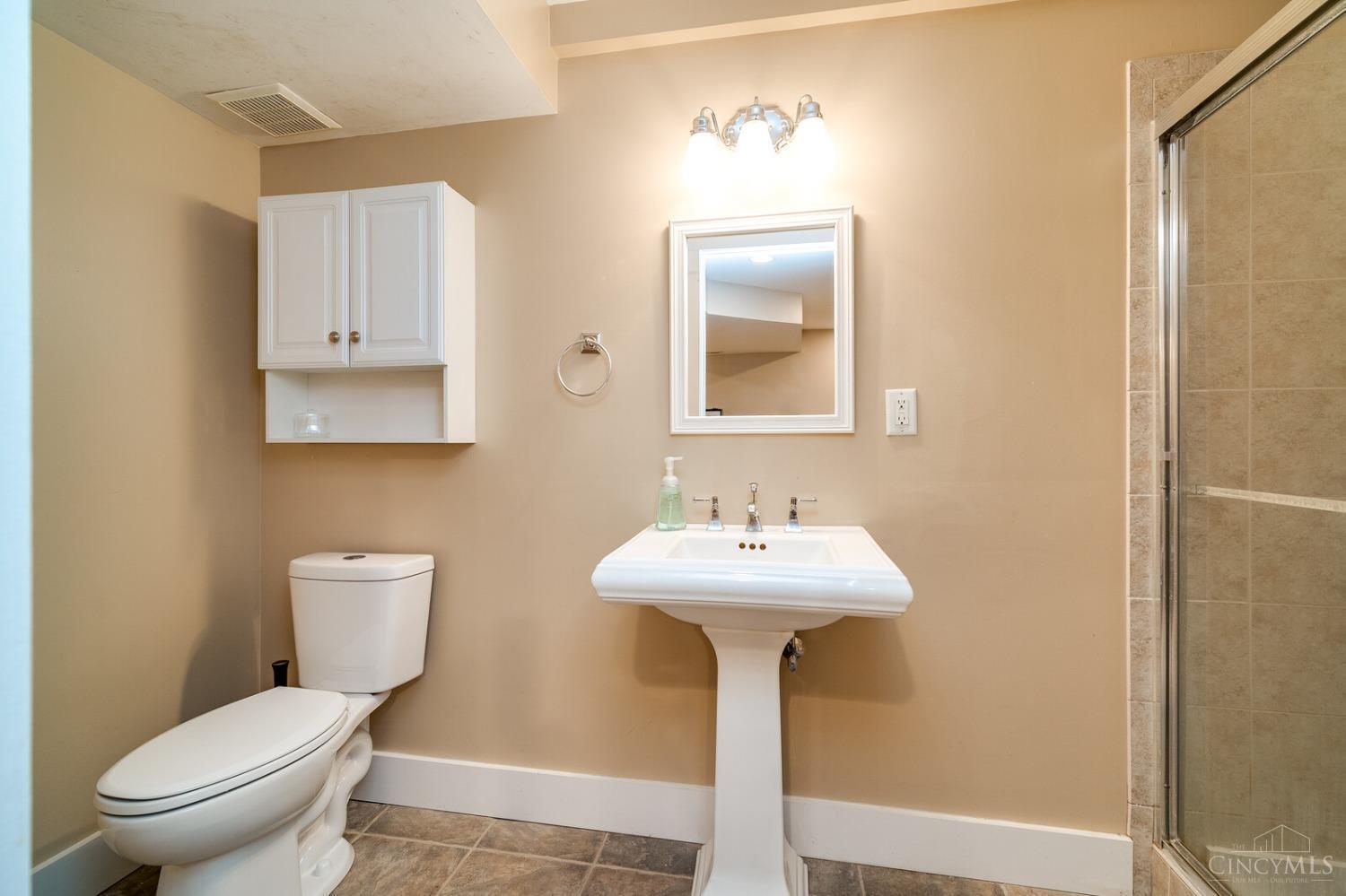 3850 Settle Road Mariemont, OH 45227 - Photo 33 of 41 Gallery Image 33