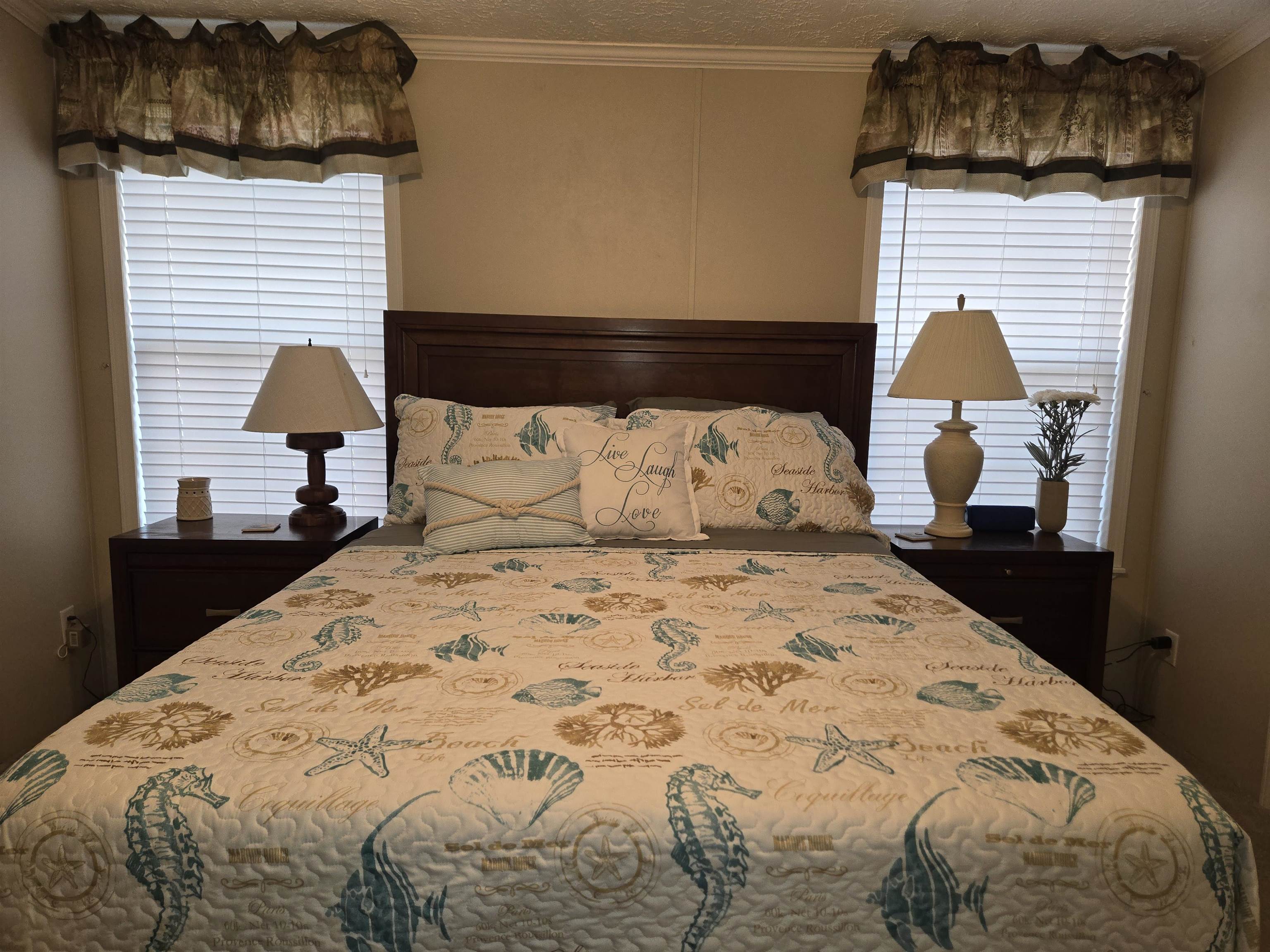 361 East Canal Street Murrells Inlet, SC 29576 - Photo 16 of 43