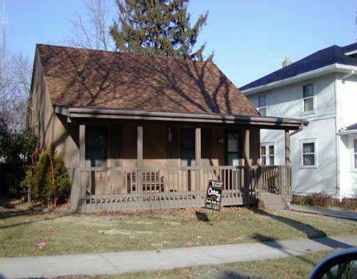 2409 Oakridge Road Fort Wayne, IN 46805 - Photo 1 of 1