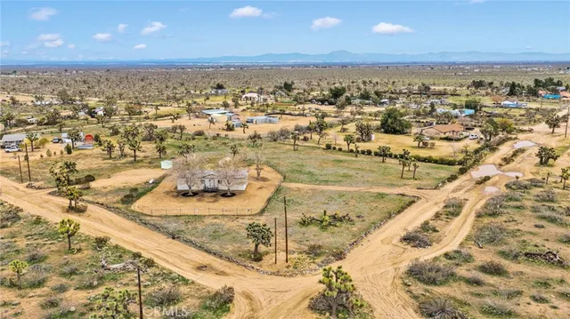 $404,800 | 6450 Maricopa Road, Phelan, CA 92371