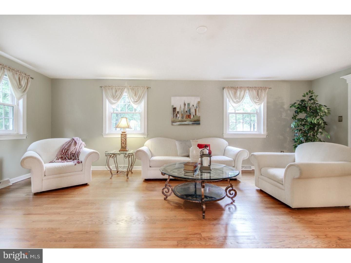 816 North Stanwick Road Moorestown, NJ 08057 - Photo 3 of 25