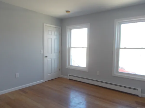 $2,900 | 288 Ginger Lane, Torrington, CT 06790