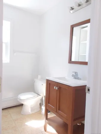 $2,900 | 288 Ginger Lane, Torrington, CT 06790