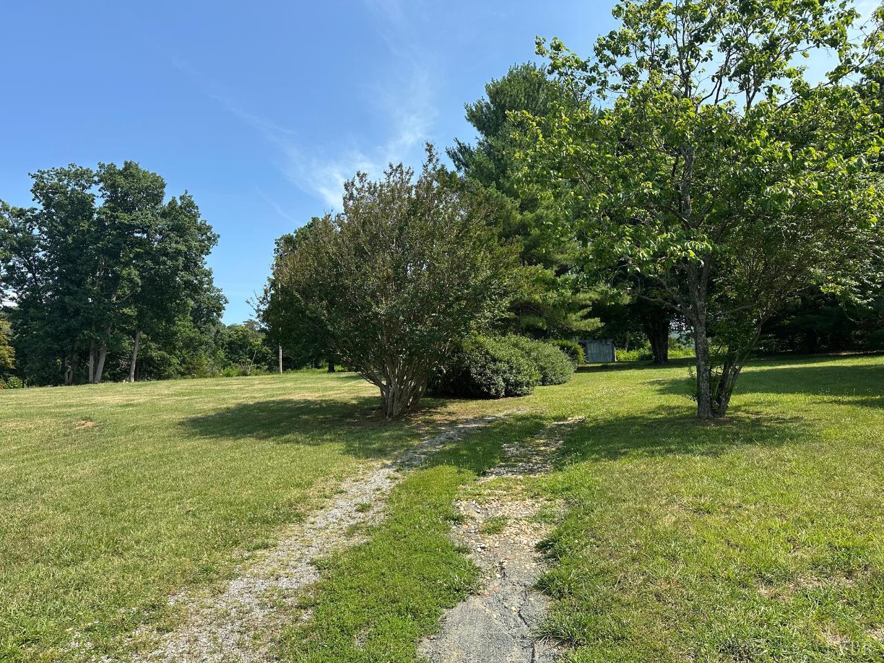 2225 Irving Road Thaxton, VA 24174 - Photo 27 of 45