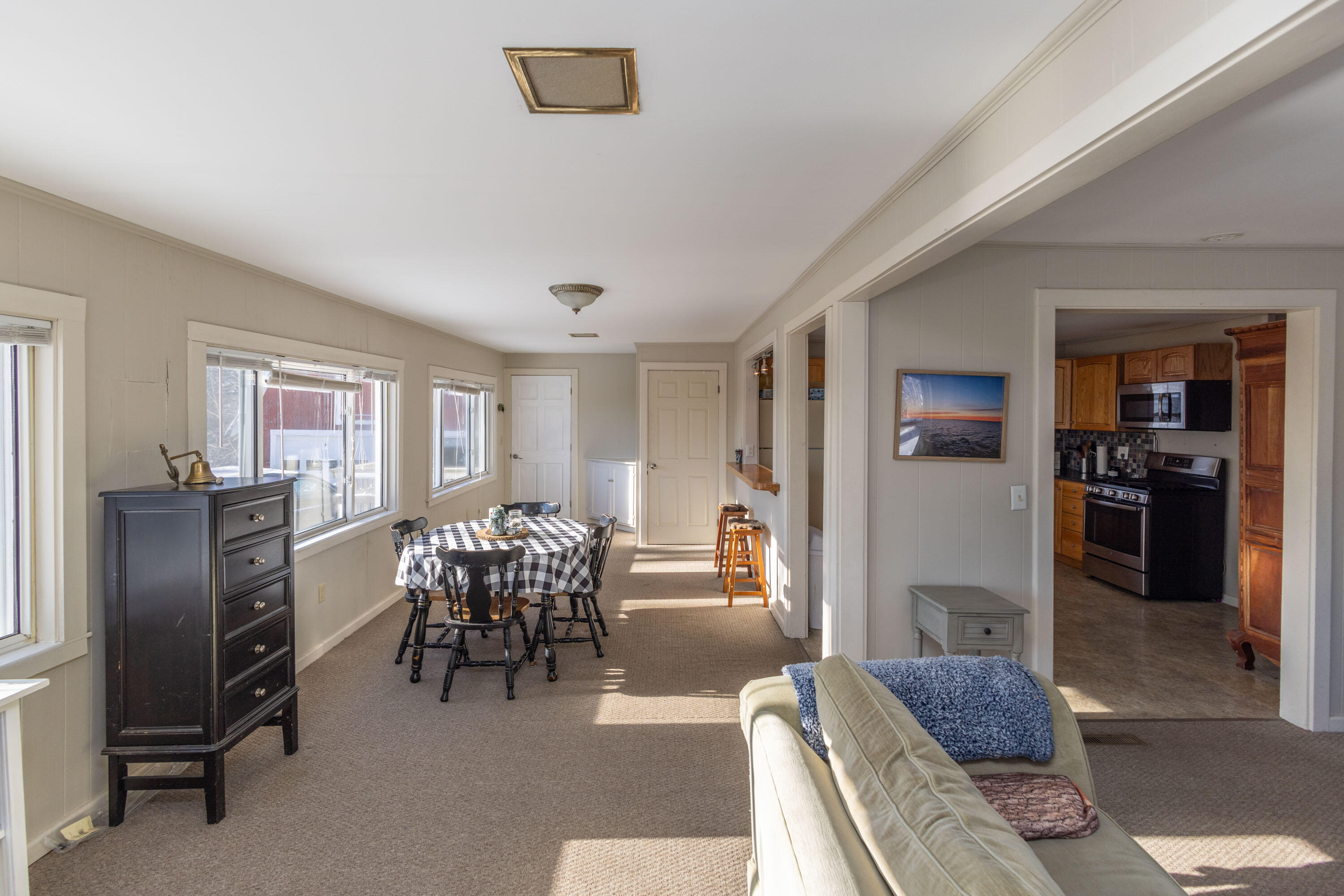 27 Lawrence Avenue Thomaston, ME 04861 - Photo 11 of 72 _SMC4657