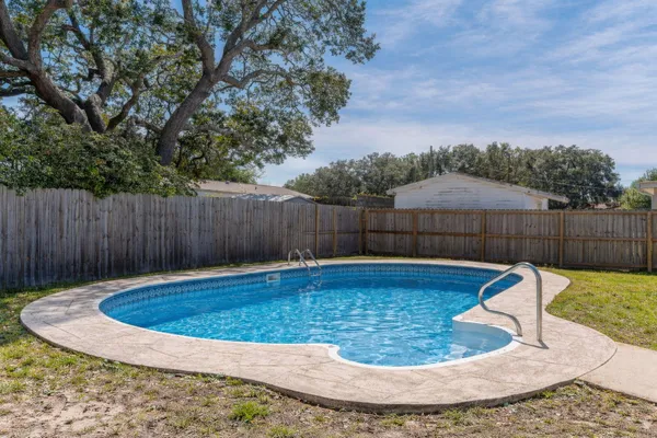 $369,900 | 12 11th Street, Shalimar, FL 32579