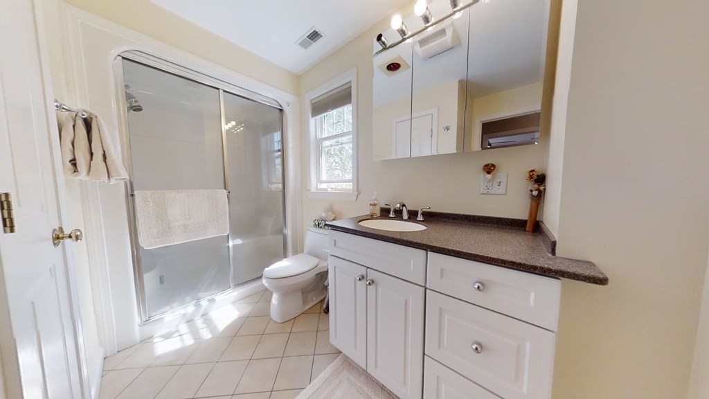 37 Upland Road, Unit 37 Watertown, MA 02472 - Photo 9 of 21 Gallery Image 9