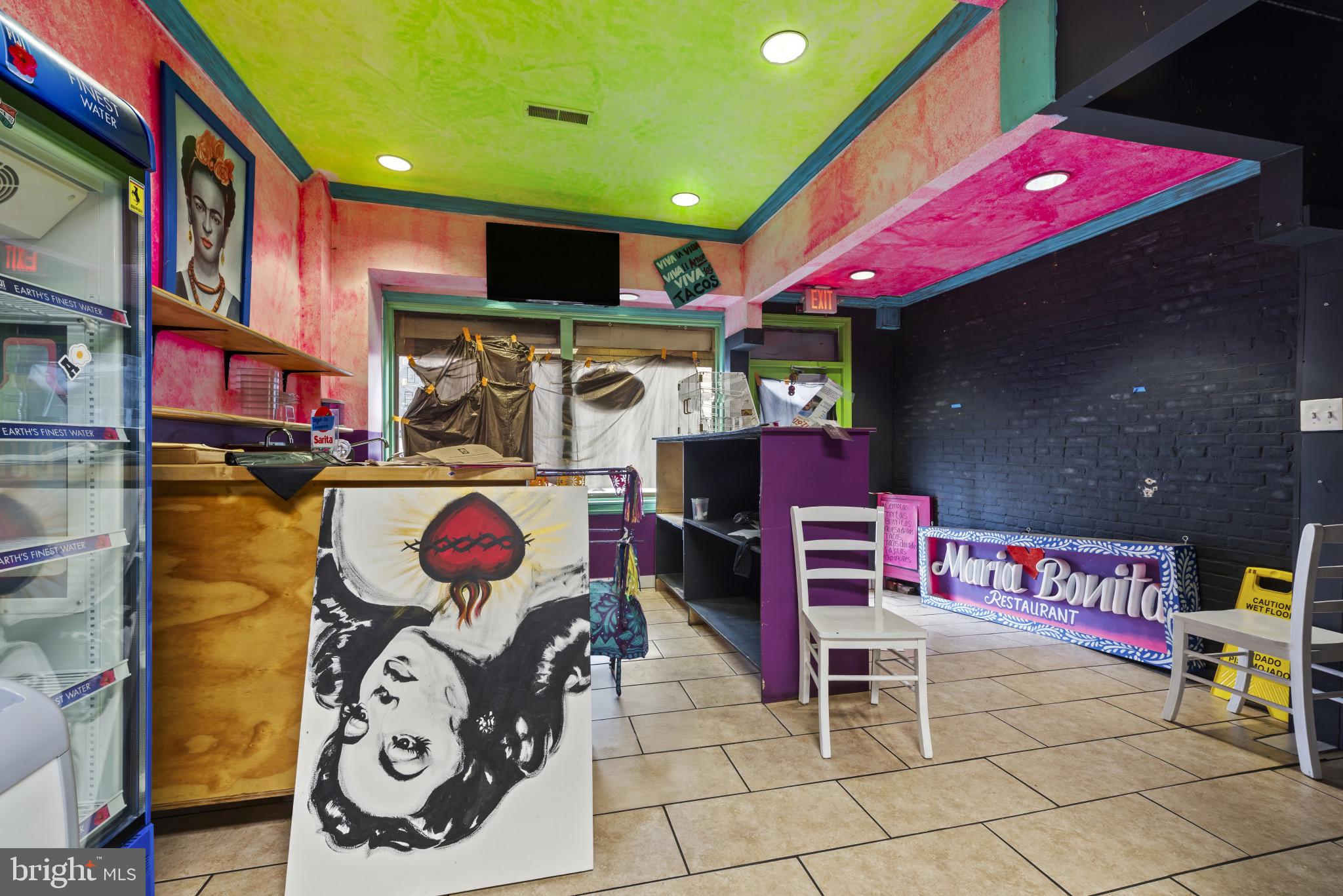 3418 Eastern Avenue Baltimore, MD 21224 - Photo 8 of 53 a store with an outdoor seating