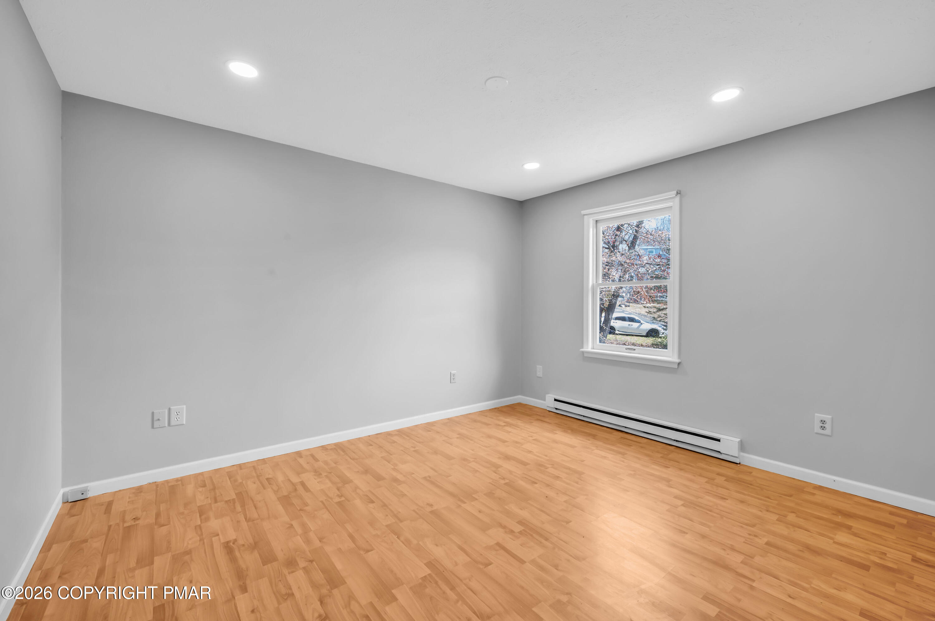1093 Lancaster Drive Bushkill, PA 18324 - Photo 19 of 41 CHR_2127