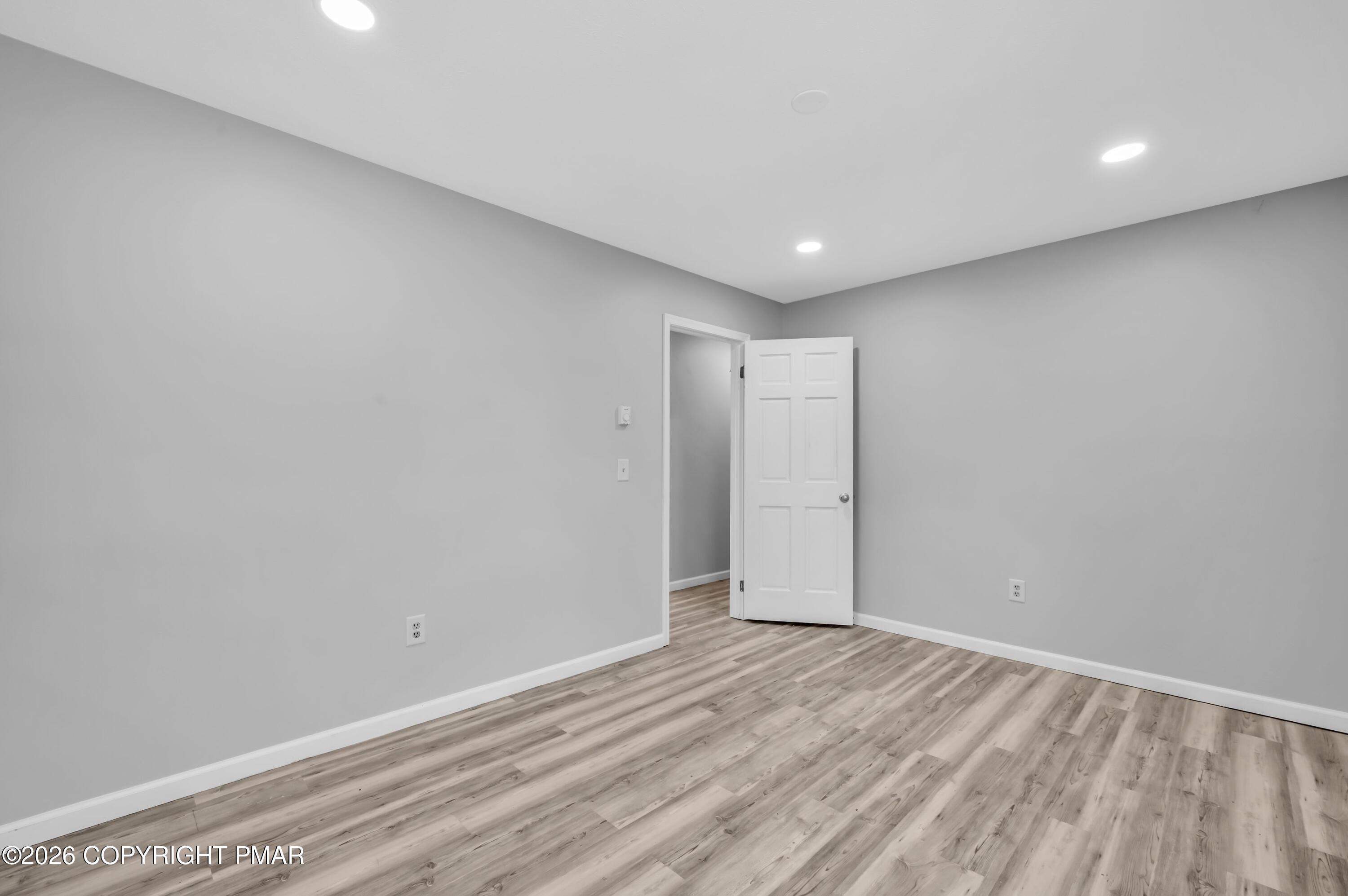 1093 Lancaster Drive Bushkill, PA 18324 - Photo 23 of 41 CHR_2151