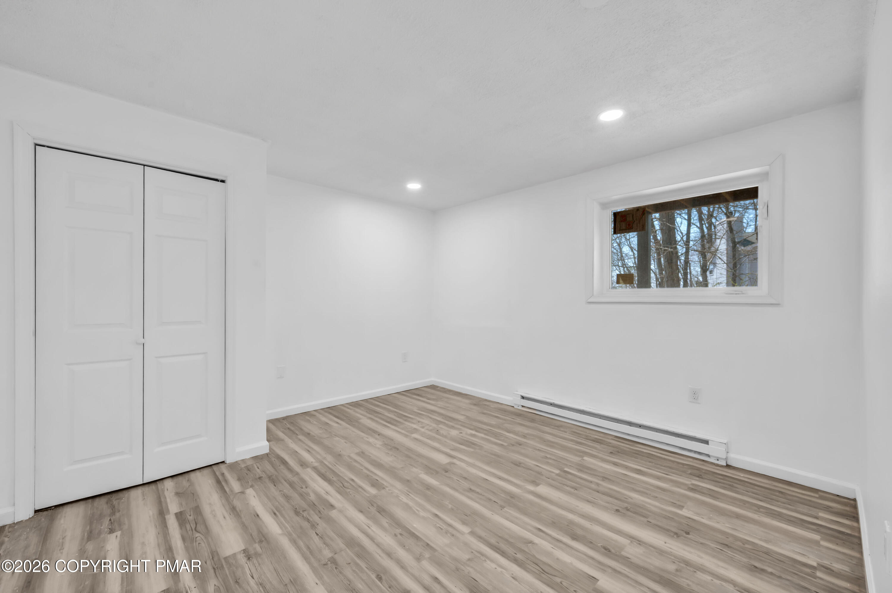 1093 Lancaster Drive Bushkill, PA 18324 - Photo 34 of 41 CHR_2232