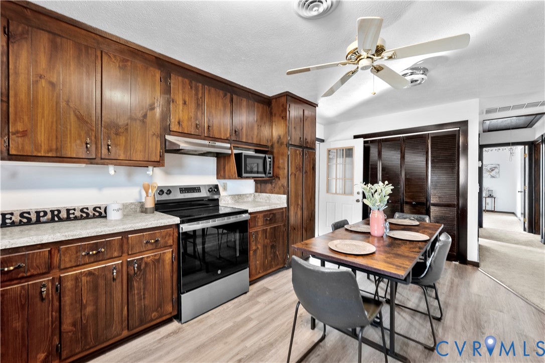 4905 Old Buckingham Road Powhatan, VA 23139 - Photo 12 of 45 Gallery Image 12