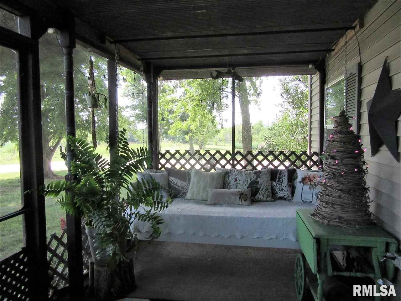 1222 North Batterton Road Astoria, IL 61501 - Photo 4 of 36