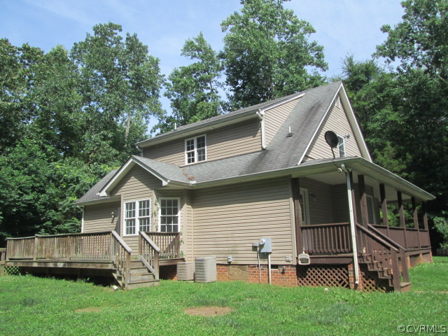 1685 Cook Road Powhatan, VA 23139 - Photo 2 of 14 Gallery Image 2