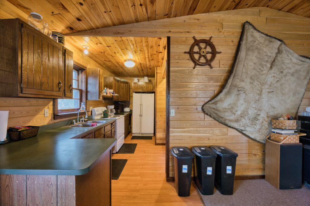 30901 Sunny Beach Road Grand Rapids, MN 55744 - Photo 19 of 35