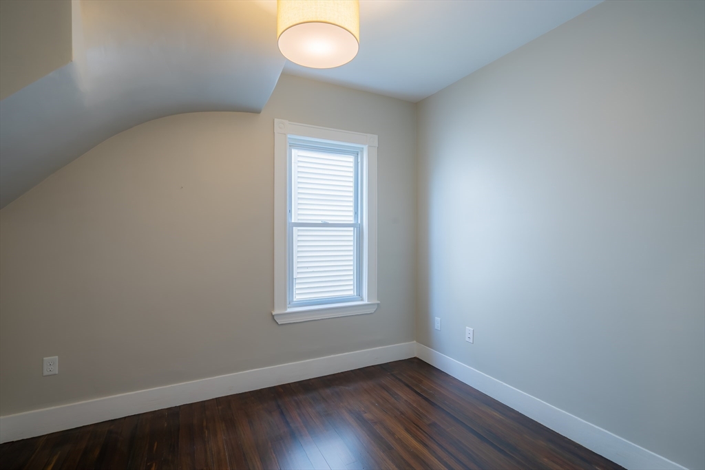 101 Draper Street, Unit 1 Boston, MA 02122 - Photo 9 of 14