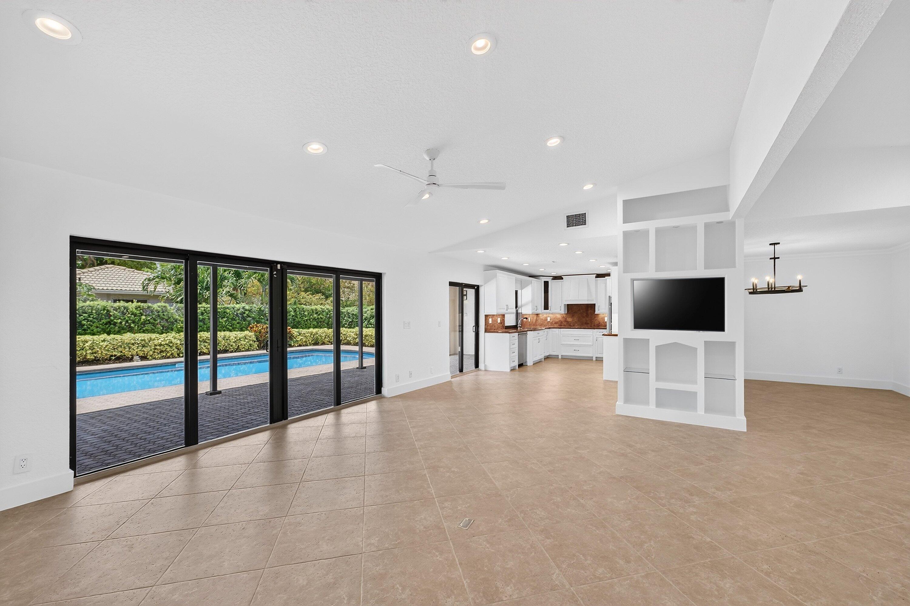 21155 Shady Vista Lane Boca Raton, FL 33428 - Photo 10 of 47 008-21155ShadyVistaLane-BocaRaton-FL-334