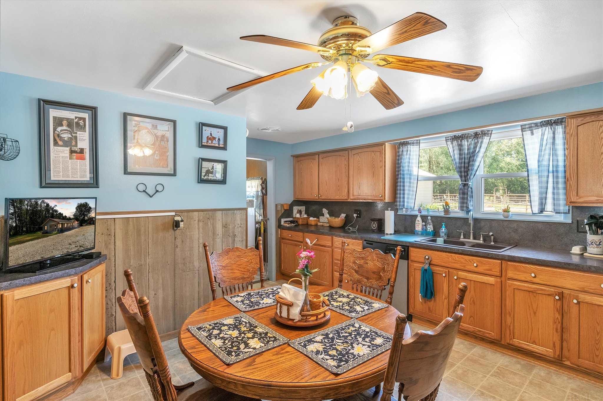 54619 Pear Road South Bend, IN 46628 - Photo 17 of 29