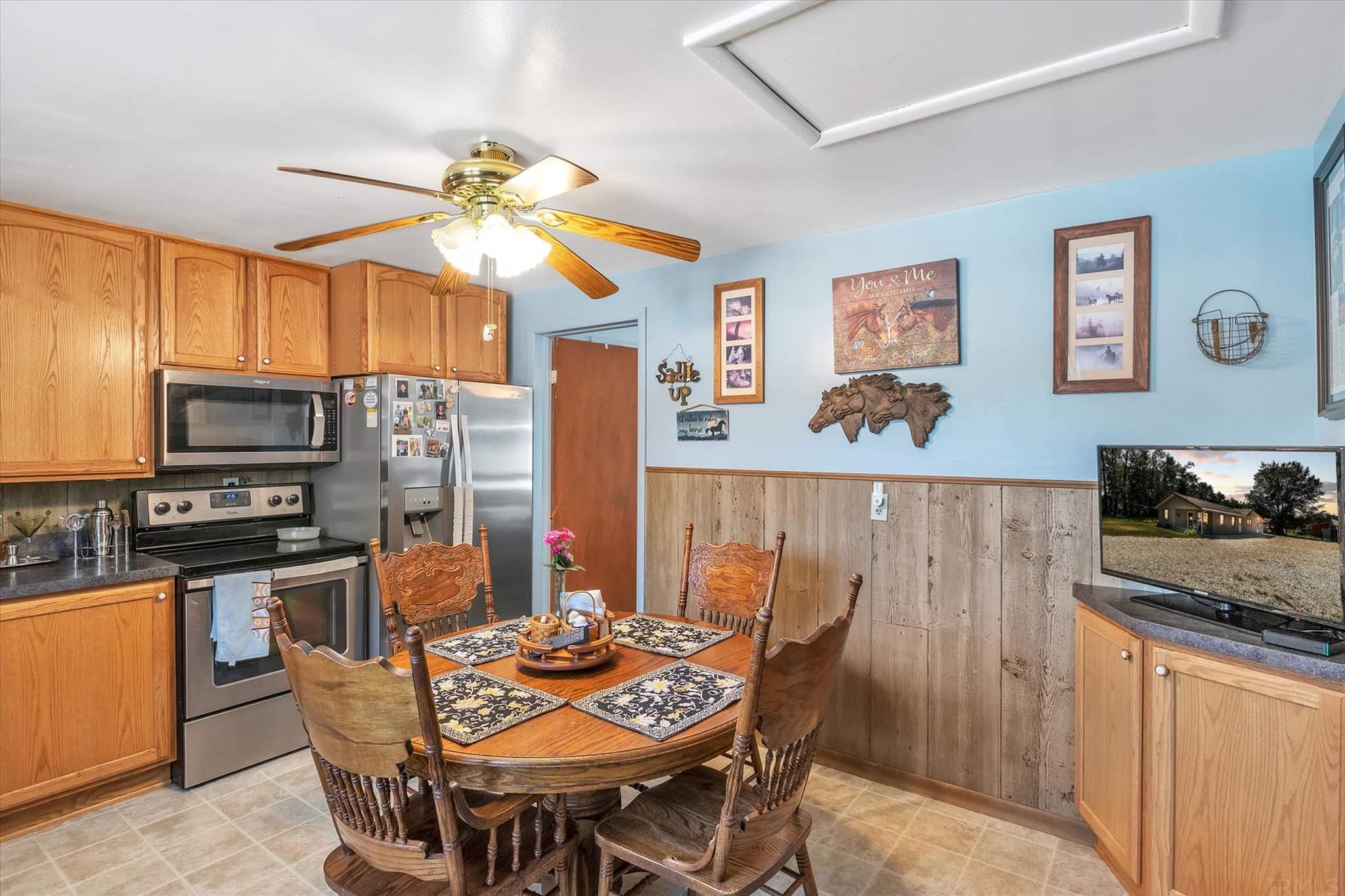 54619 Pear Road South Bend, IN 46628 - Photo 18 of 29