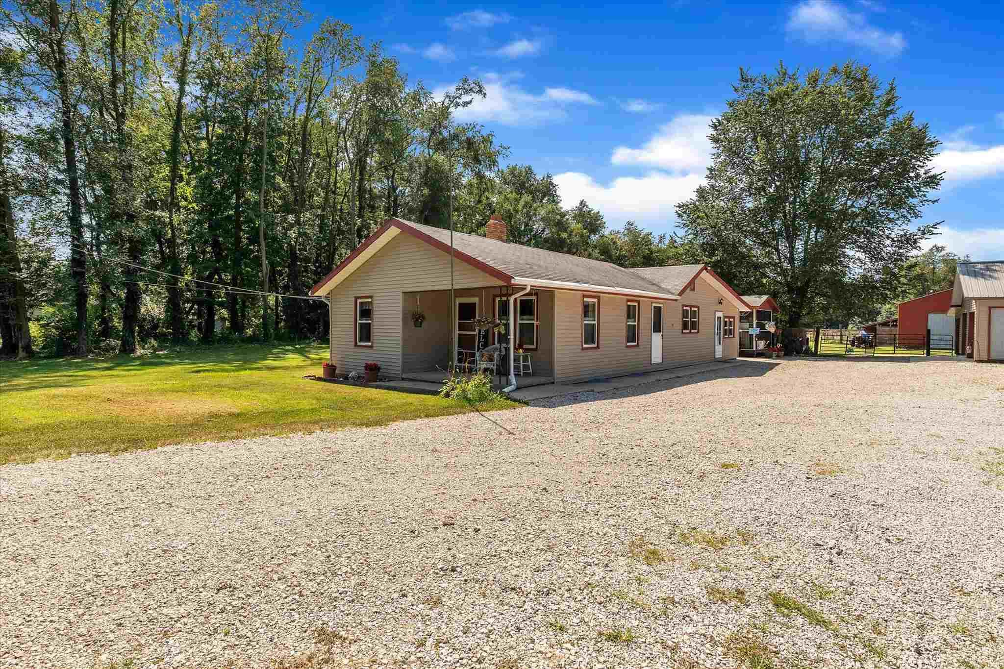 54619 Pear Road South Bend, IN 46628 - Photo 27 of 29
