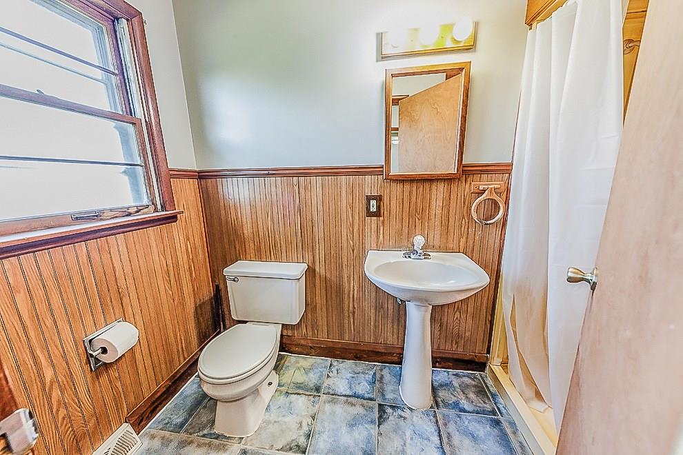 6592 Reed Road Pittsboro, IN 46167 - Photo 18 of 24 Gallery Image 18