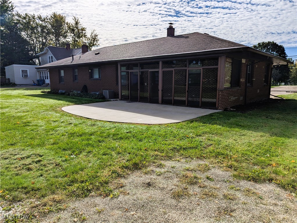 1589 Krumroy Road Akron, OH 44306 - Photo 26 of 36