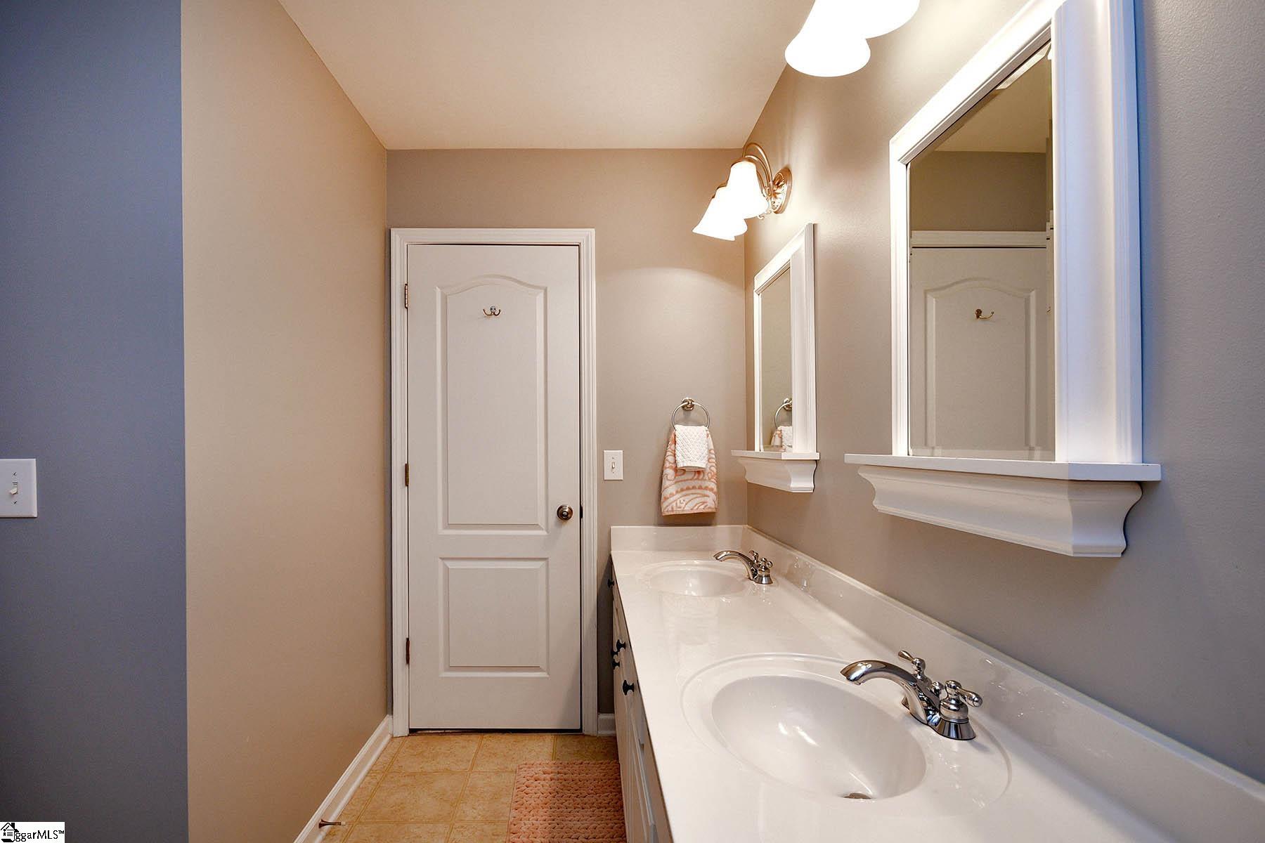 200 Red Orchid Road Simpsonville, SC 29681 - Photo 22 of 36 Gallery Image 22