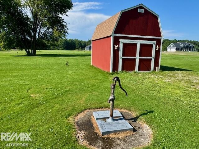 9742 Division Road Columbus, MI 48063 - Photo 14 of 16