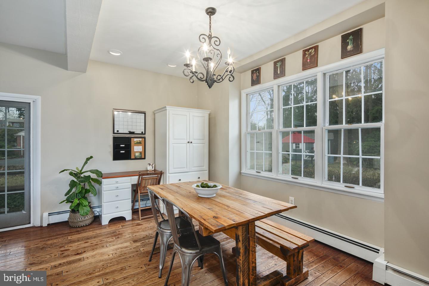 605 Chews Landing Road Haddonfield, NJ 08033 - Photo 6 of 37 Eat-In Kitchen