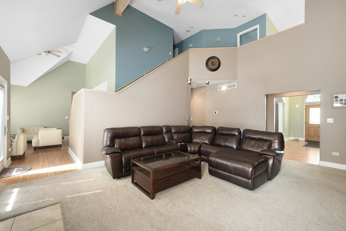 24221 Camelot Road Shorewood, IL 60404 - Photo 15 of 45 Gallery Image 15