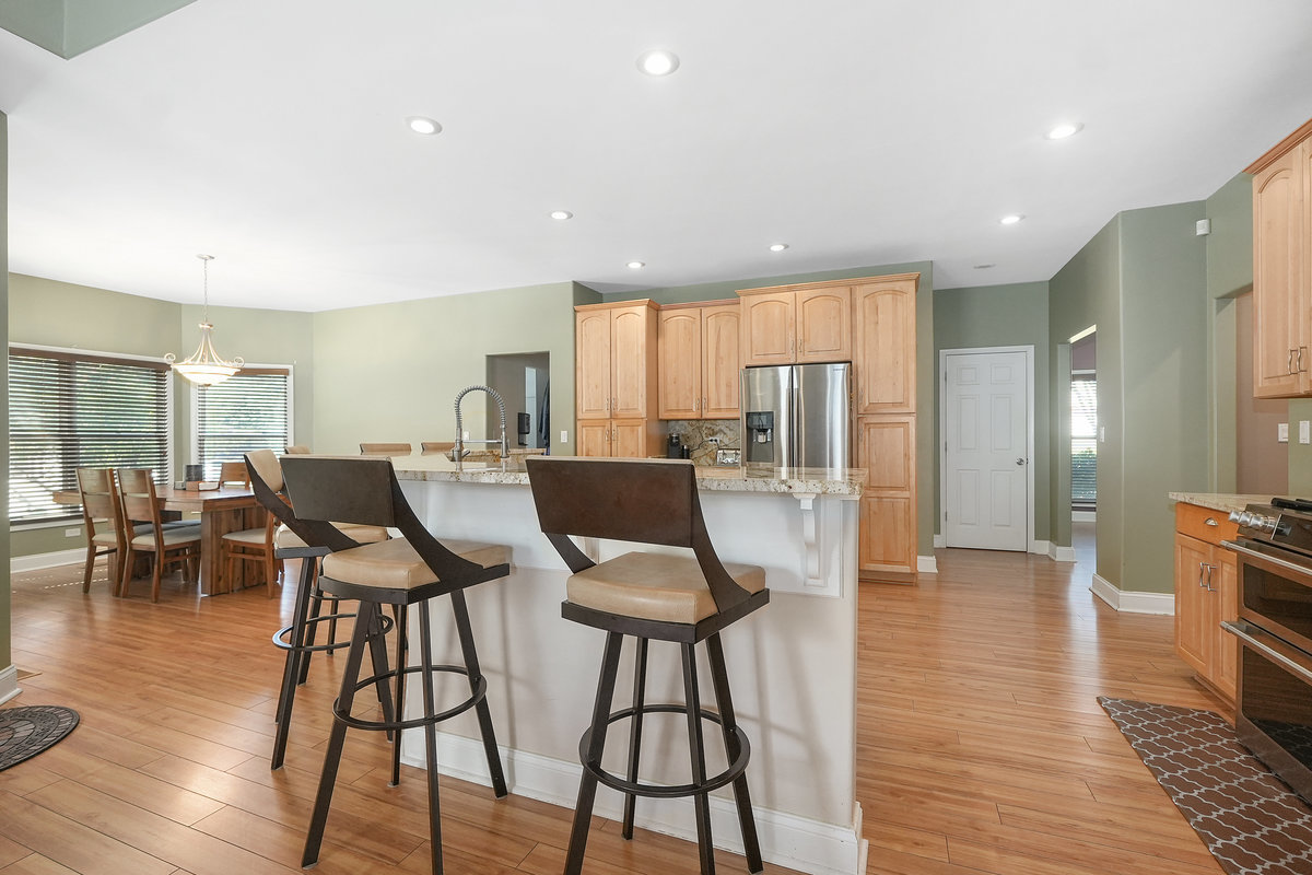 24221 Camelot Road Shorewood, IL 60404 - Photo 18 of 45 Gallery Image 18