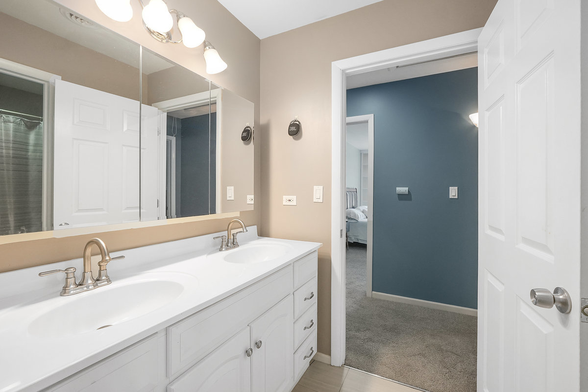 24221 Camelot Road Shorewood, IL 60404 - Photo 33 of 45 Gallery Image 33