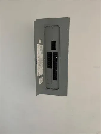 $350,000 | 3301 East Ida Street, Tampa, FL 33610