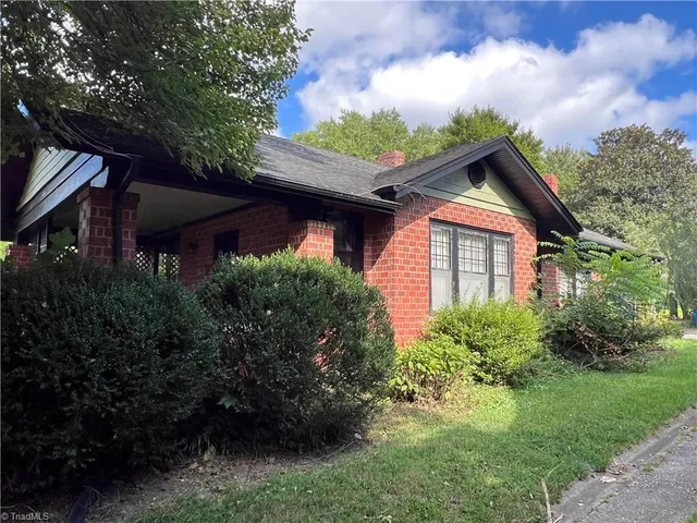 $225,000 | 400 Cherry Street, Mount Airy, NC 27030