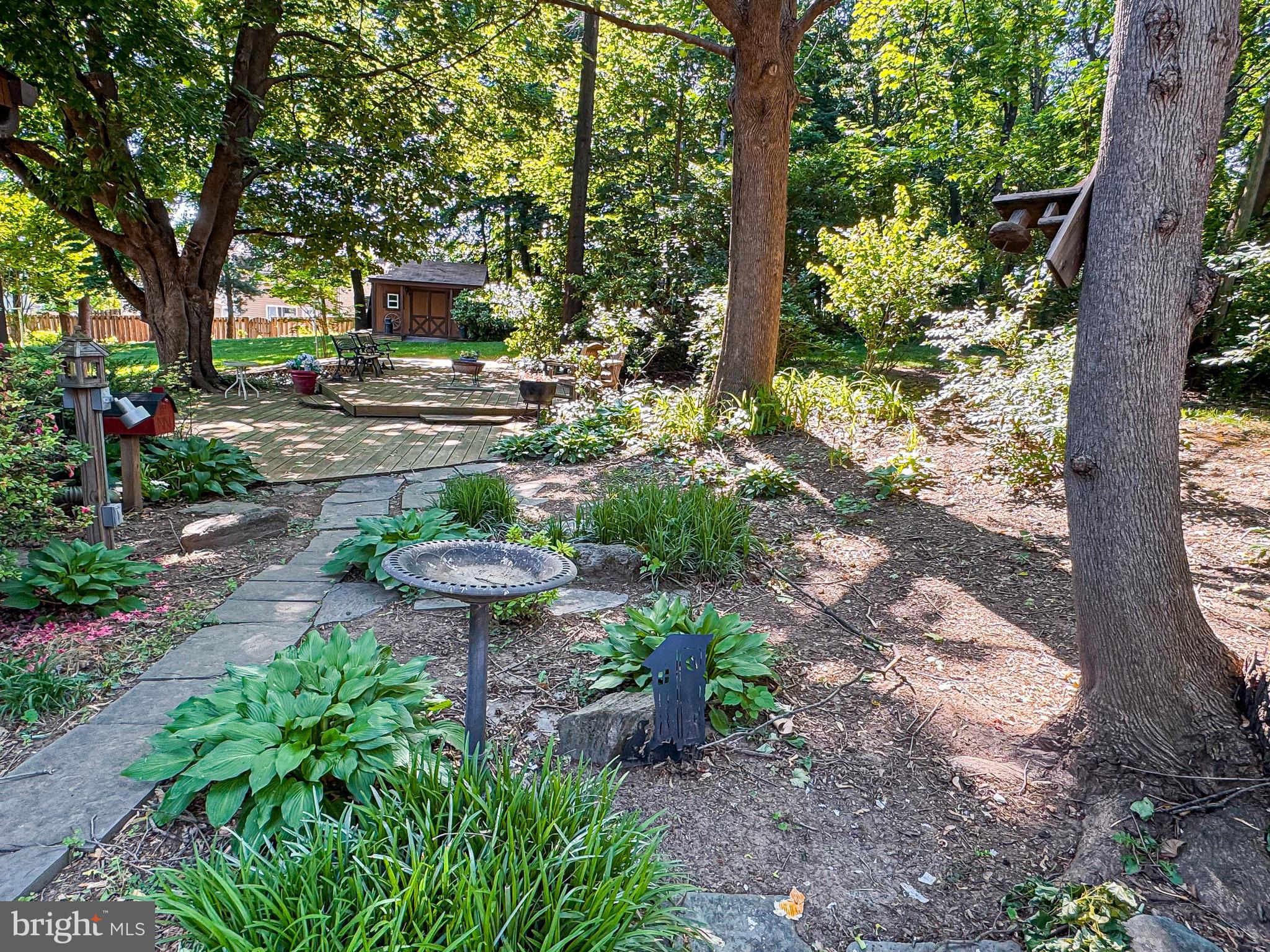 25701 Wright Road Damascus, MD 20872 - Photo 33 of 44 a view of a garden with patio