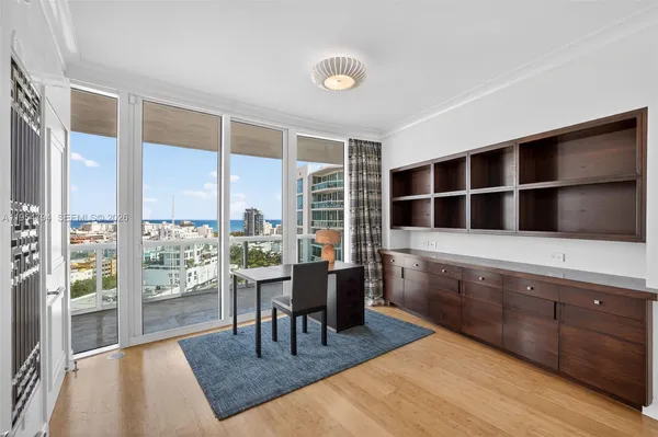 $7,795,000 | 1000 South Pointe Drive, Unit 1501, Miami Beach, FL 33139