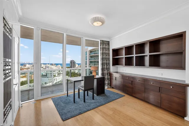 $7,995,000 | 1000 South Pointe Drive, Unit 1501, Miami Beach, FL 33139