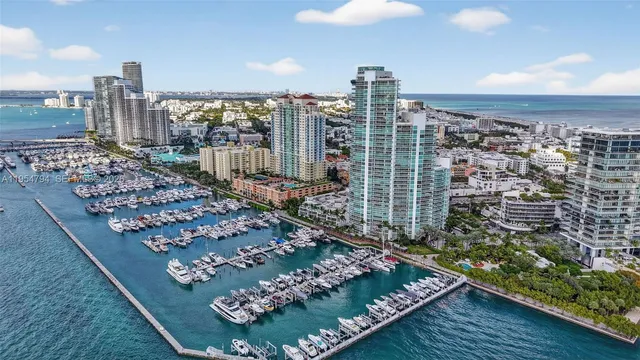 $7,995,000 | 1000 South Pointe Drive, Unit 1501, Miami Beach, FL 33139