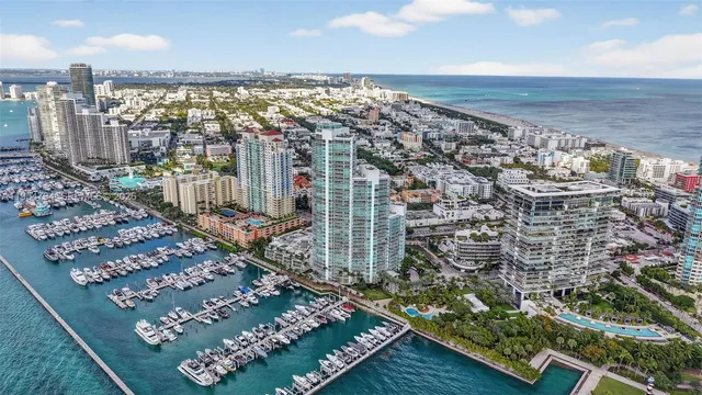 $7,995,000 | 1000 South Pointe Drive, Unit 1501, Miami Beach, FL 33139